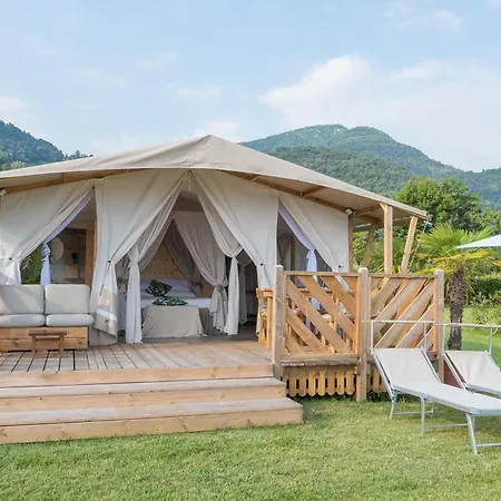 Luxury Lüks kamp alanı *